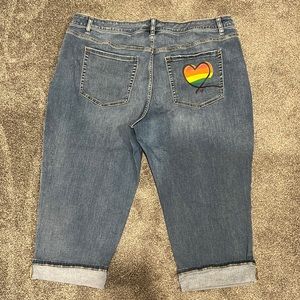 Lane Bryant crop with rainbow heart back pocket screen print